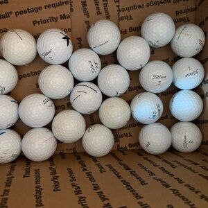 Titleist prov1 golf balls 2 dozen 24 golf balls used Titleist golf balls white